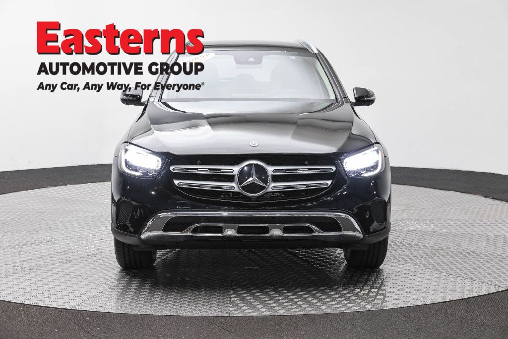 Used 2022 Mercedes-Benz GLC 300 4MATIC w/ Multimedia Package Lite image 4