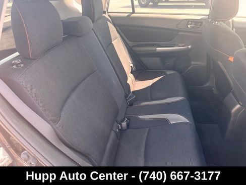 Used 2017 Subaru Crosstrek 2.0i Premium w/ Moonroof Package AWD/4WD image 13