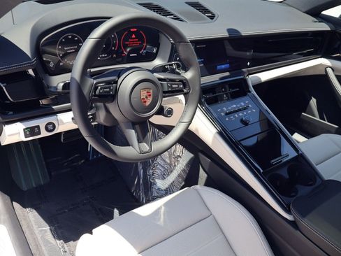 New 2026 Porsche Panamera 4 AWD/4WD image 4