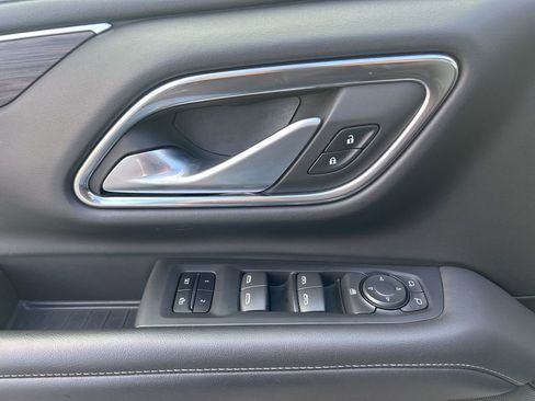 Used 2022 Chevrolet Tahoe LT image 15