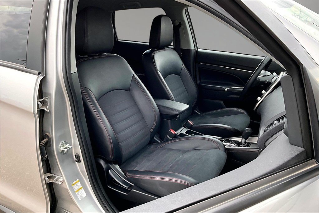 Used 2024 Mitsubishi Outlander Sport SE AWD/4WD image 27