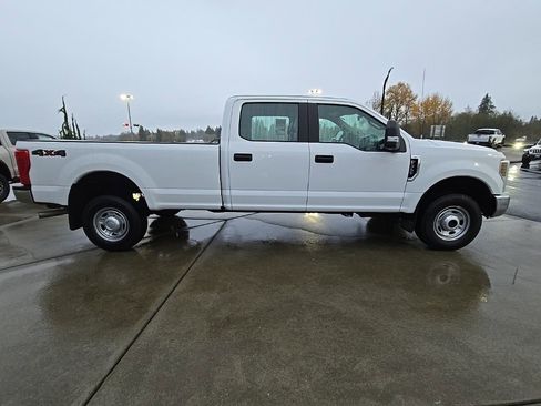 Used 2018 Ford F350 XL w/ Power Equipment Group image 7