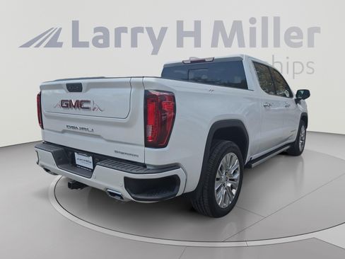 Used 2022 GMC Sierra 1500 Denali w/ Denali Premium Package AWD/4WD image 5