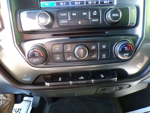 Used 2018 Chevrolet Silverado 1500 LT w/ All Star Edition AWD/4WD image 27
