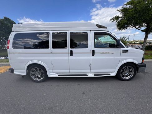 Used 2014 GMC Savana 1500 RWD image 23