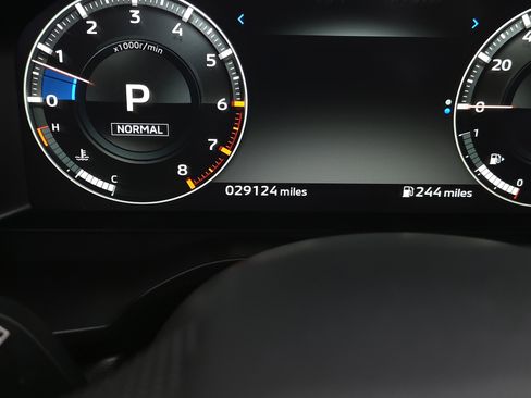 Used 2023 Mitsubishi Outlander SE image 17