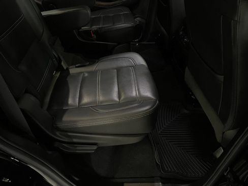 Used 2019 GMC Yukon Denali image 28