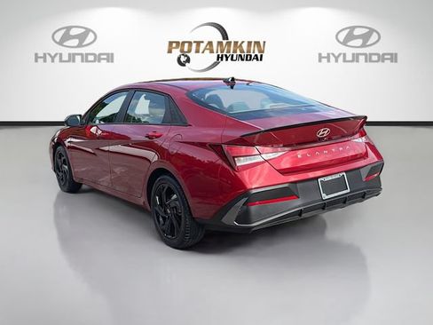 Certified 2026 Hyundai Elantra Sport FWD image 7