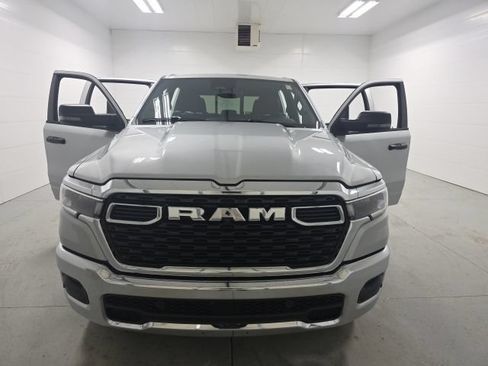 New 2026 RAM 1500 Big Horn AWD/4WD image 9