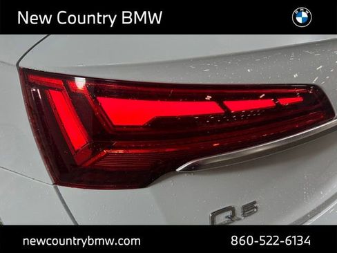 Used 2022 Audi Q5 2.0T Premium w/ Convenience Package AWD/4WD image 29