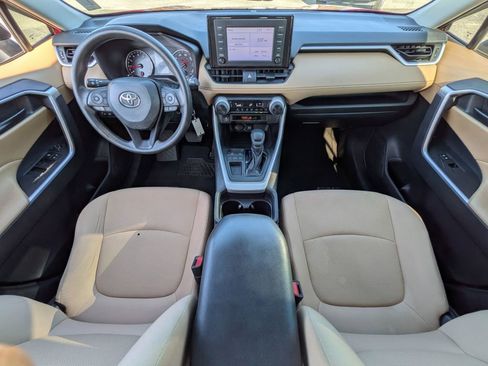 Used 2019 Toyota RAV4 LE image 26