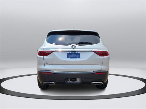 Used 2022 Buick Enclave Premium w/ Surround and Sites Package image 6