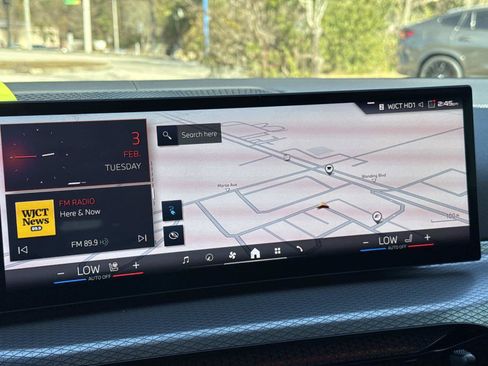 Used 2025 BMW i4 M50 w/ Premium Package image 26