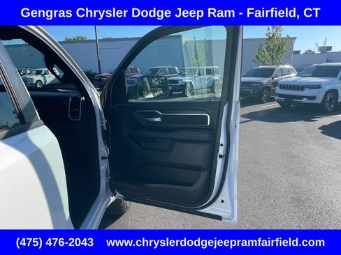 Used 2025 RAM 1500 Big Horn AWD/4WD image 12
