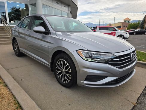 Used 2021 Volkswagen Jetta S FWD image 4