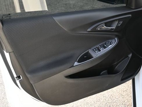 Used 2023 Chevrolet Malibu LT image 10