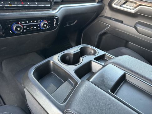 Used 2025 Chevrolet Silverado 1500 LT image 31