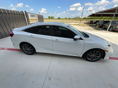 Used 2020 Honda Civic EX image 9