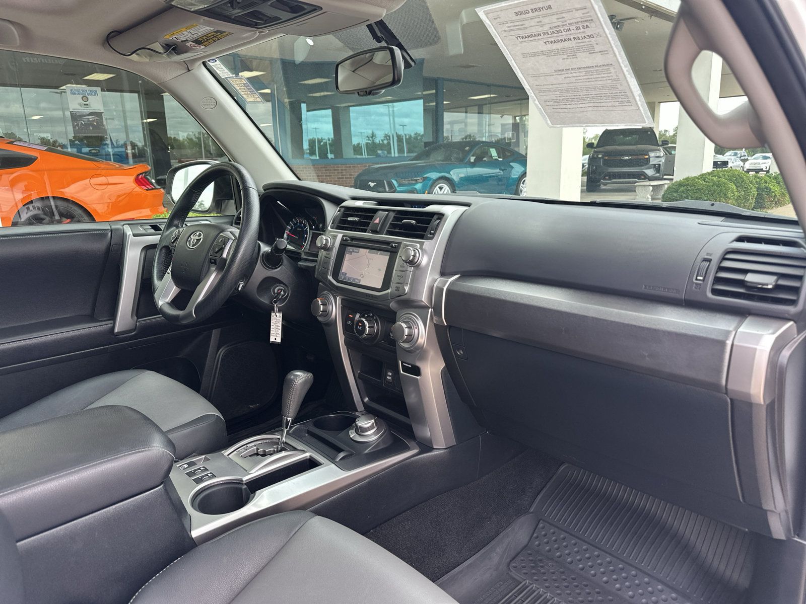 Used 2019 Toyota 4Runner SR5 Premium AWD/4WD image 5