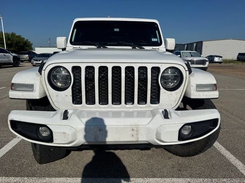 Used 2021 Jeep Gladiator Overland AWD/4WD image 2