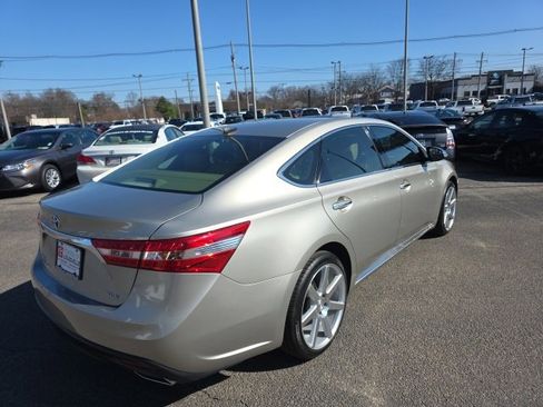Used 2013 Toyota Avalon XLE image 4