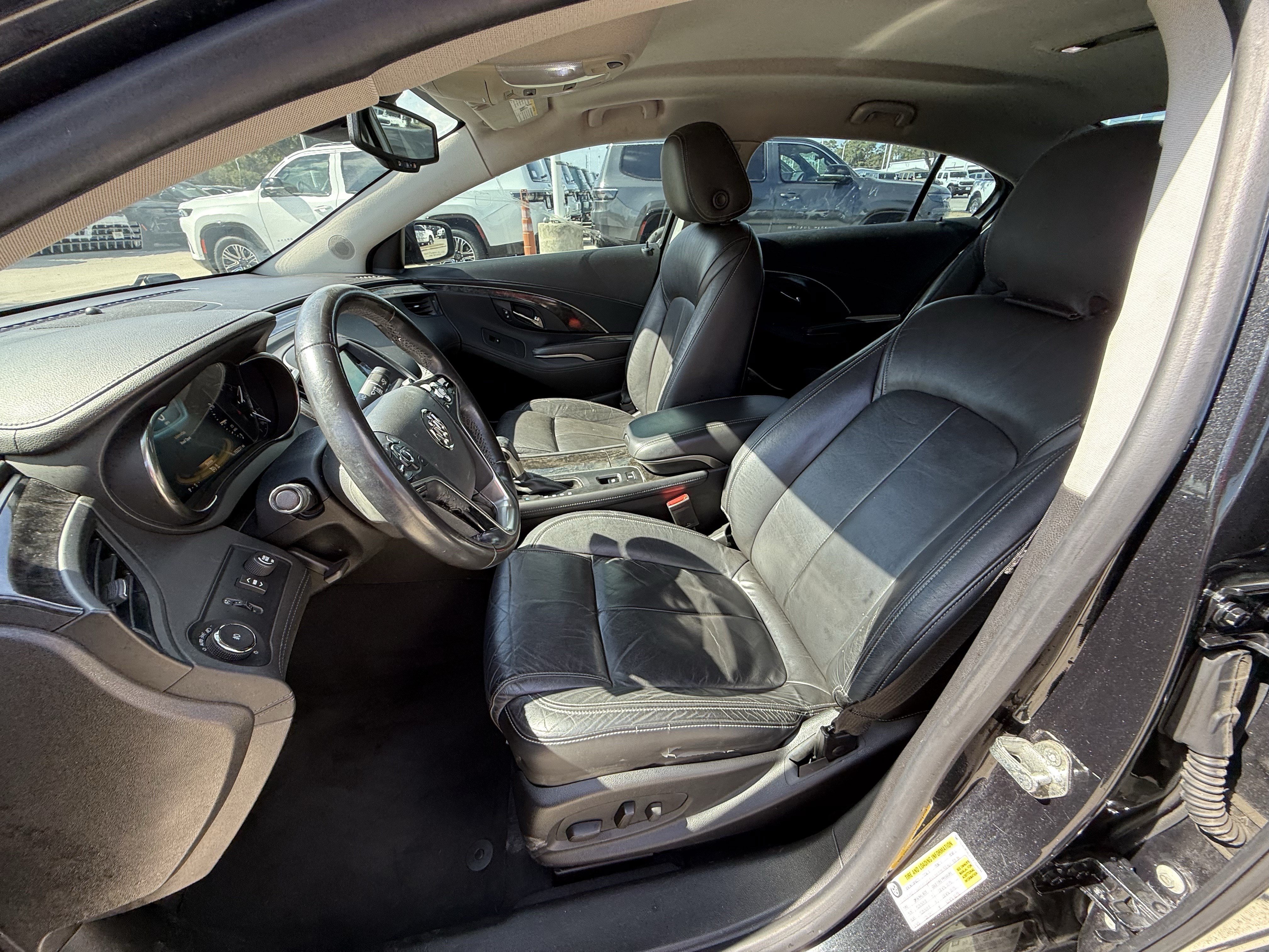 Used 2015 Buick LaCrosse Leather w/ Driver Confidence Package #1 FWD image 28