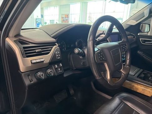 Used 2017 GMC Yukon Denali w/ Open Road Package AWD/4WD image 20