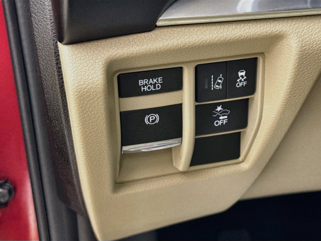 Used 2020 Acura MDX FWD image 11