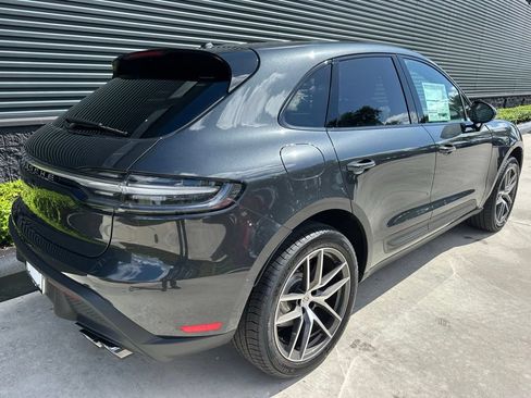 Used 2026 Porsche Macan AWD/4WD image 10