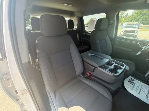 Used 2026 Chevrolet Silverado 1500 RST AWD/4WD image 43