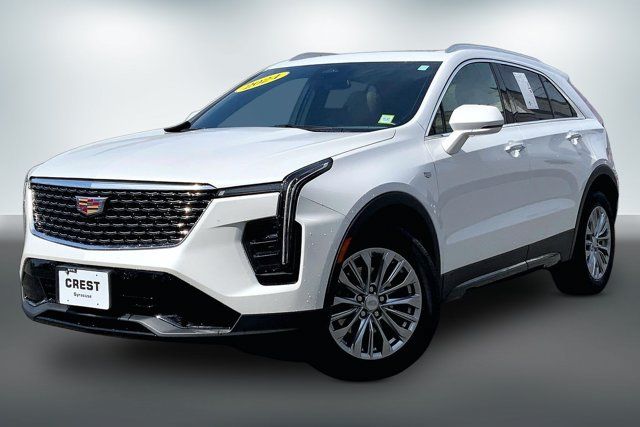 Used 2024 Cadillac XT4 Premium Luxury AWD/4WD image 12
