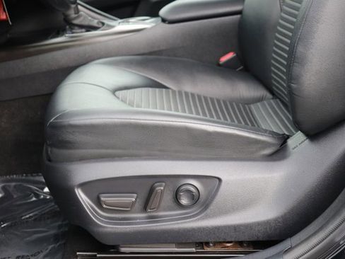 Used 2023 Toyota Camry SE image 10