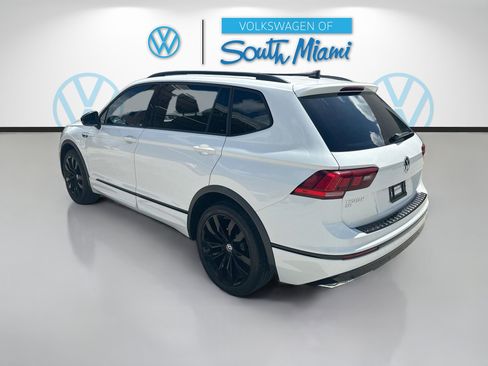 Used 2021 Volkswagen Tiguan SE R-Line FWD image 5