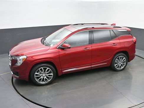 Used 2023 GMC Terrain Denali AWD/4WD image 36