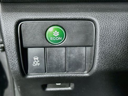 Used 2017 Honda Accord LX image 16