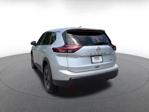 Used 2025 Nissan Rogue SV AWD/4WD image 11