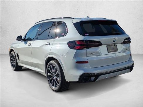 New 2026 BMW X5 xDrive40i w/ M Sport Package image 9