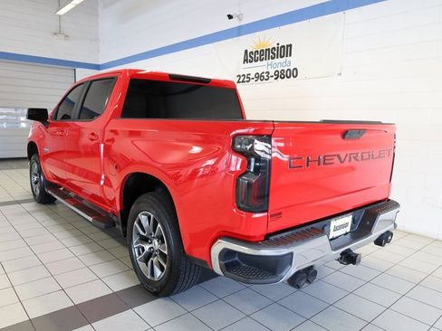 Used 2020 Chevrolet Silverado 1500 LT w/ Texas Edition image 11