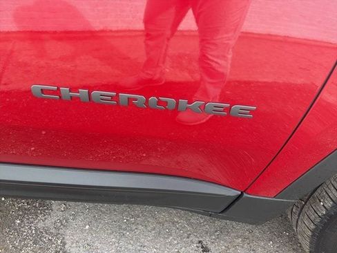 New 2026 Jeep Cherokee Overland w/ Advanced Pro Tech Group AWD/4WD image 4