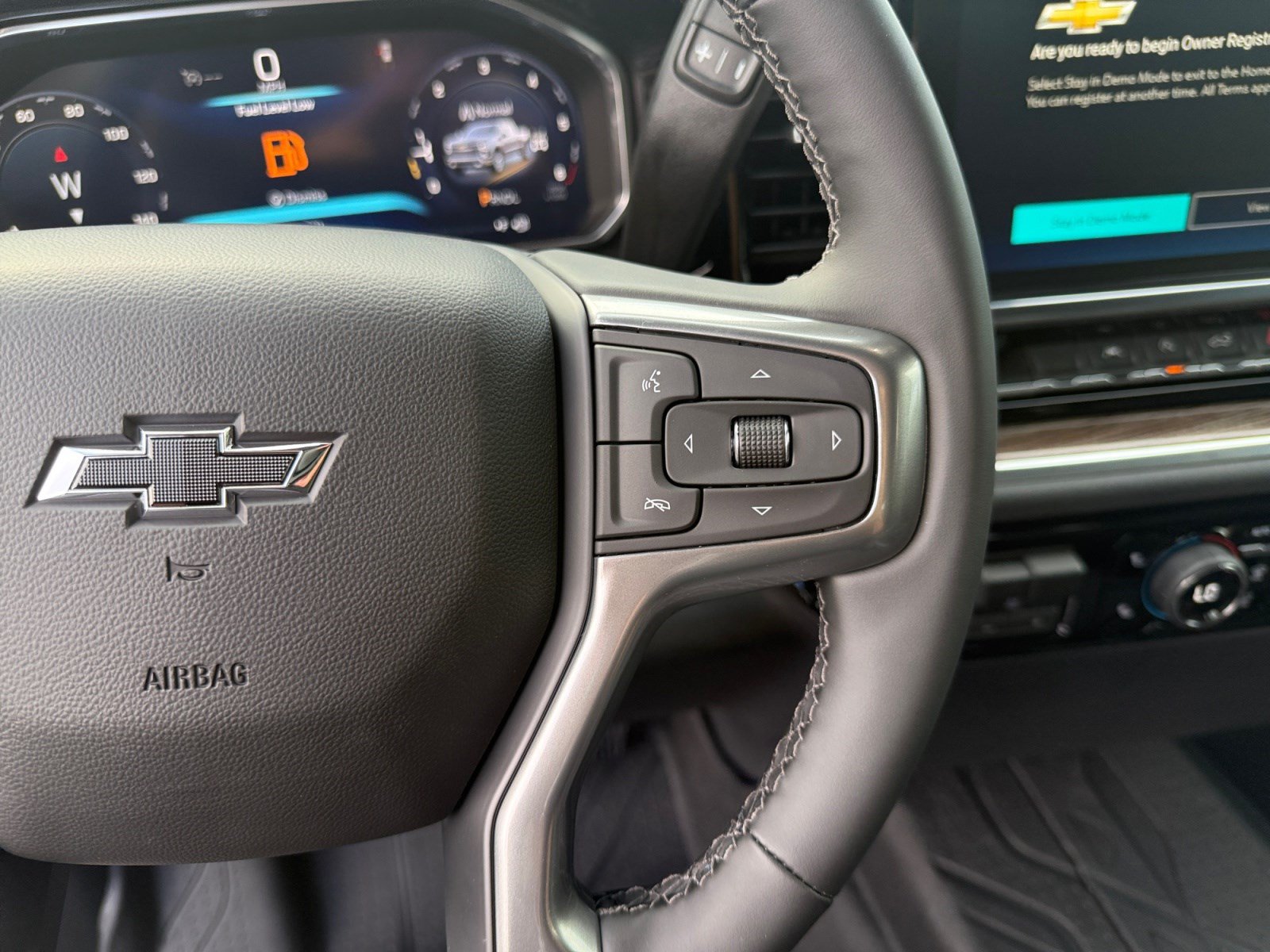 New 2026 Chevrolet Silverado 1500 RST w/ RST Select Package AWD/4WD image 25