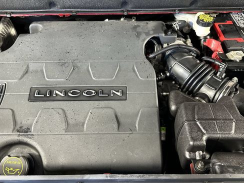 Used 2016 Lincoln MKX Reserve w/ Technology Package AWD/4WD image 28