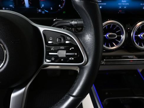 Certified 2020 Mercedes-Benz GLB 250 image 11