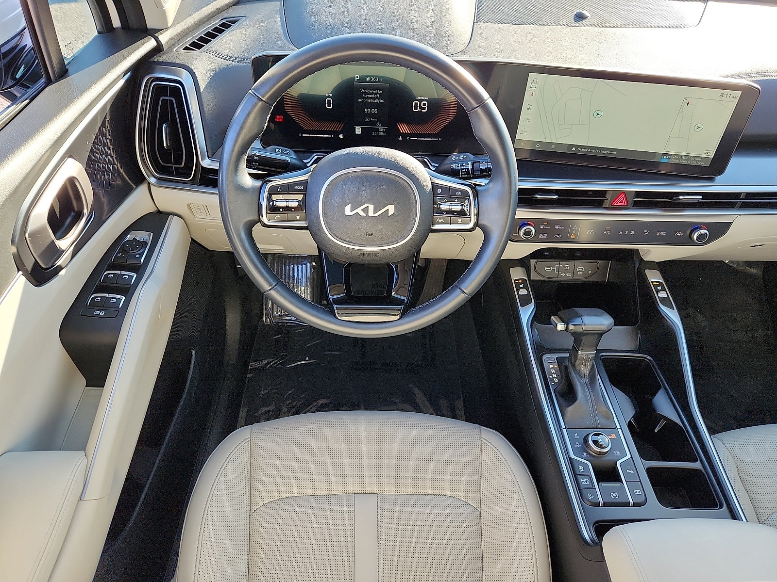 Certified 2025 Kia Sorento S w/ Panoramic Sunroof Package AWD/4WD image 11