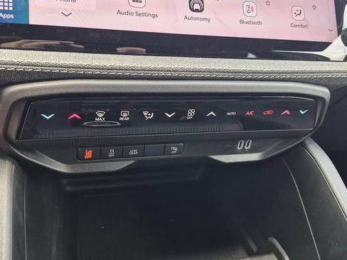 New 2026 Jeep Cherokee Laredo AWD/4WD image 24
