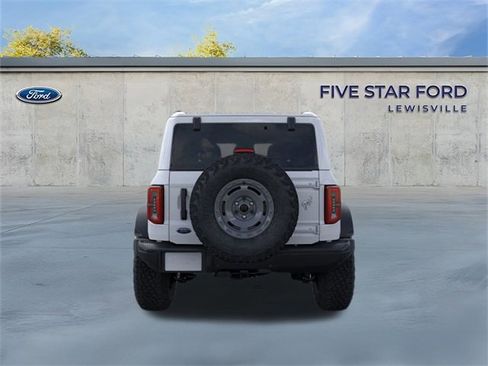 New 2025 Ford Bronco Badlands image 6