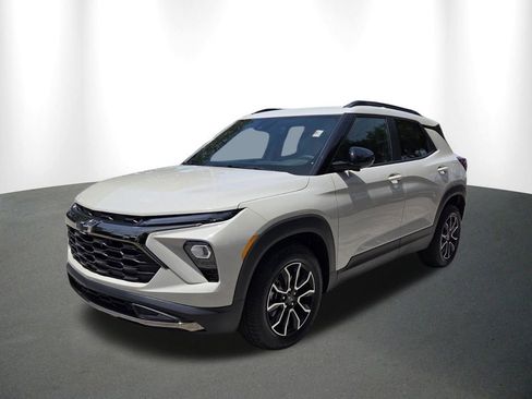 New 2026 Chevrolet TrailBlazer ACTIV w/ Convenience Package FWD image 2