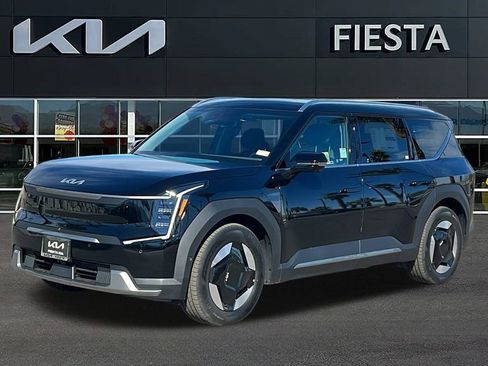 New 2026 Kia EV9 Wind image 2