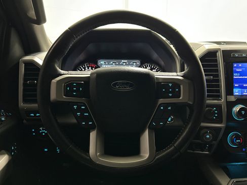 Used 2020 Ford F150 Lariat w/ Equipment Group 502A Luxury image 14