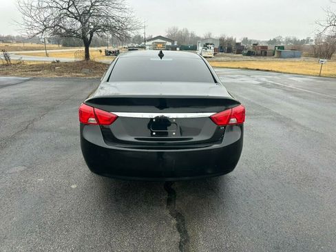 Used 2019 Chevrolet Impala LT FWD image 4