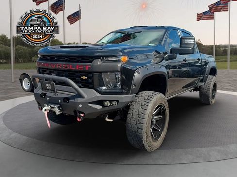 Used 2021 Chevrolet Silverado 2500 LT w/ All Star Edition AWD/4WD image 3